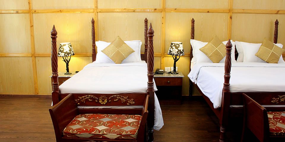 private-hut-bedroom-5
