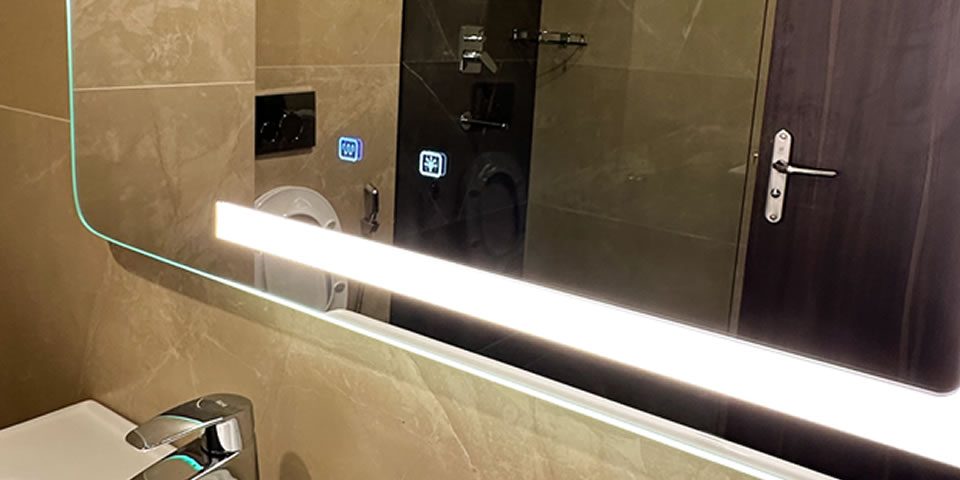 Lanai-inside-bathroom-2